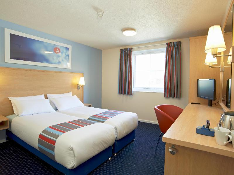 Travelodge Widnes Extérieur photo